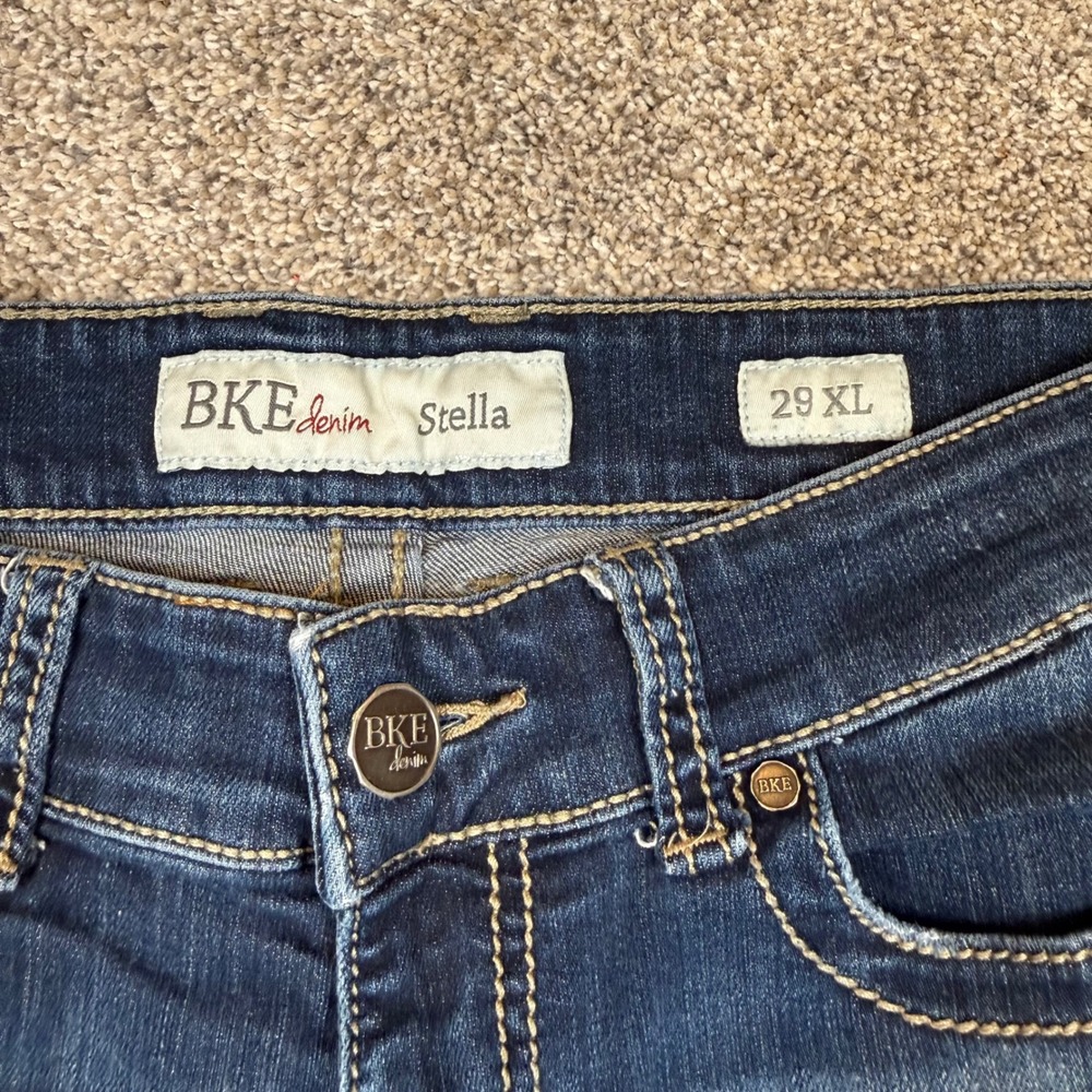 BKE Stella Bootcut Jeans 29 XL Dark Wash Embroidered Contrast Stitch Denim - Picture 3 of 12